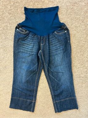 Motherhood Maternity Women’s Dark Blue Denim Capri Jeans w/Navy Belly Panel XL